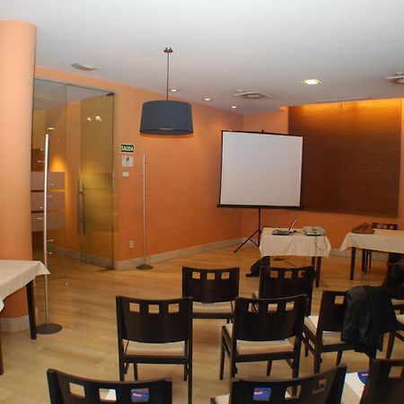 Hotel Mieres Del Camino المظهر الخارجي الصورة